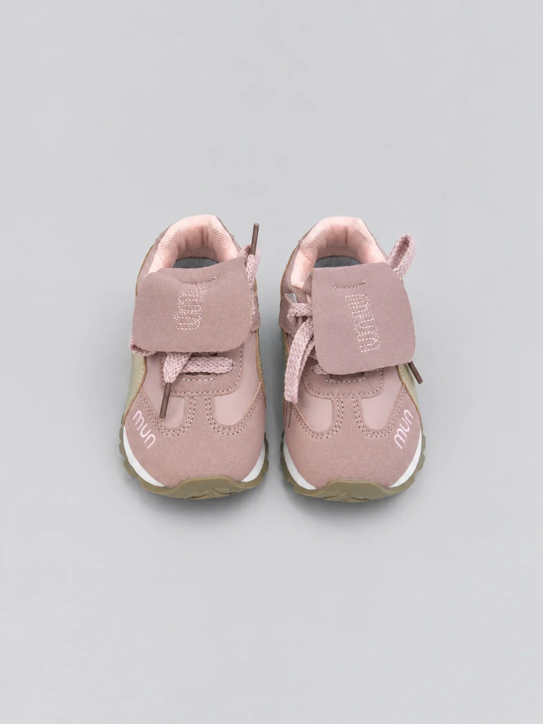 Hap & Hope  Stylish Velcro Lace-Up Sports Shoes For Girls